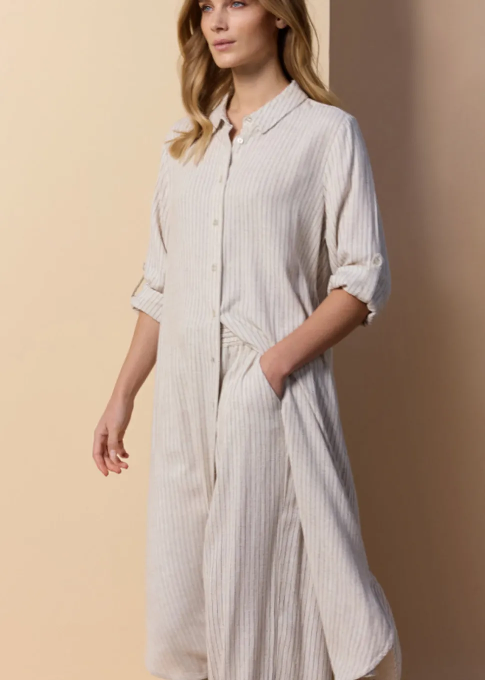 alema__jacket_dress_in_sa_11.webp Alema 2 Jacket Dress in Sand