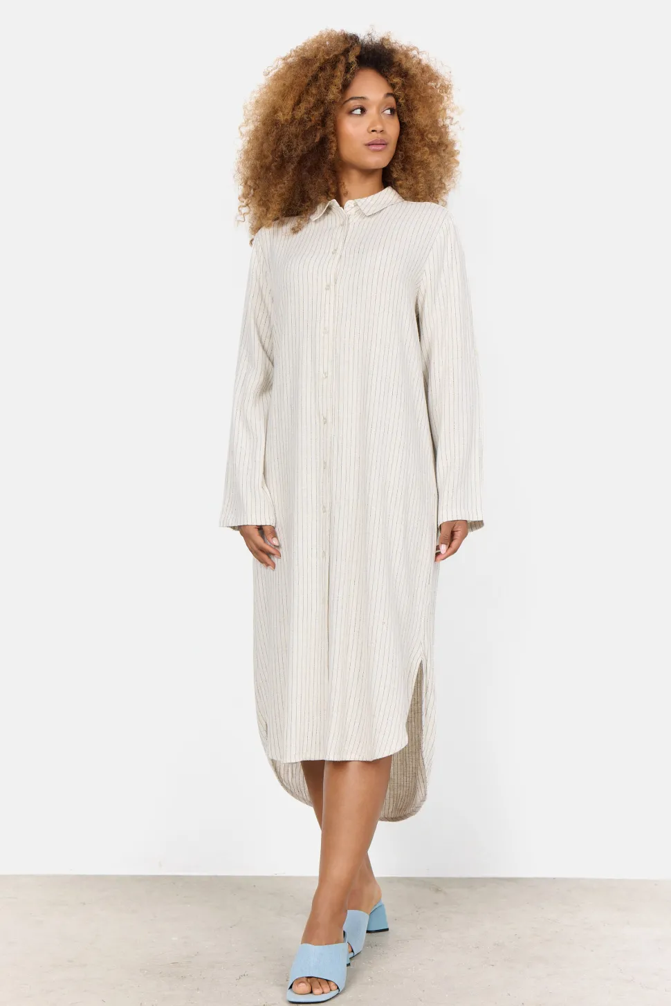 alema__jacket_dress_in_sa_2.webp Alema 2 Jacket Dress in Sand