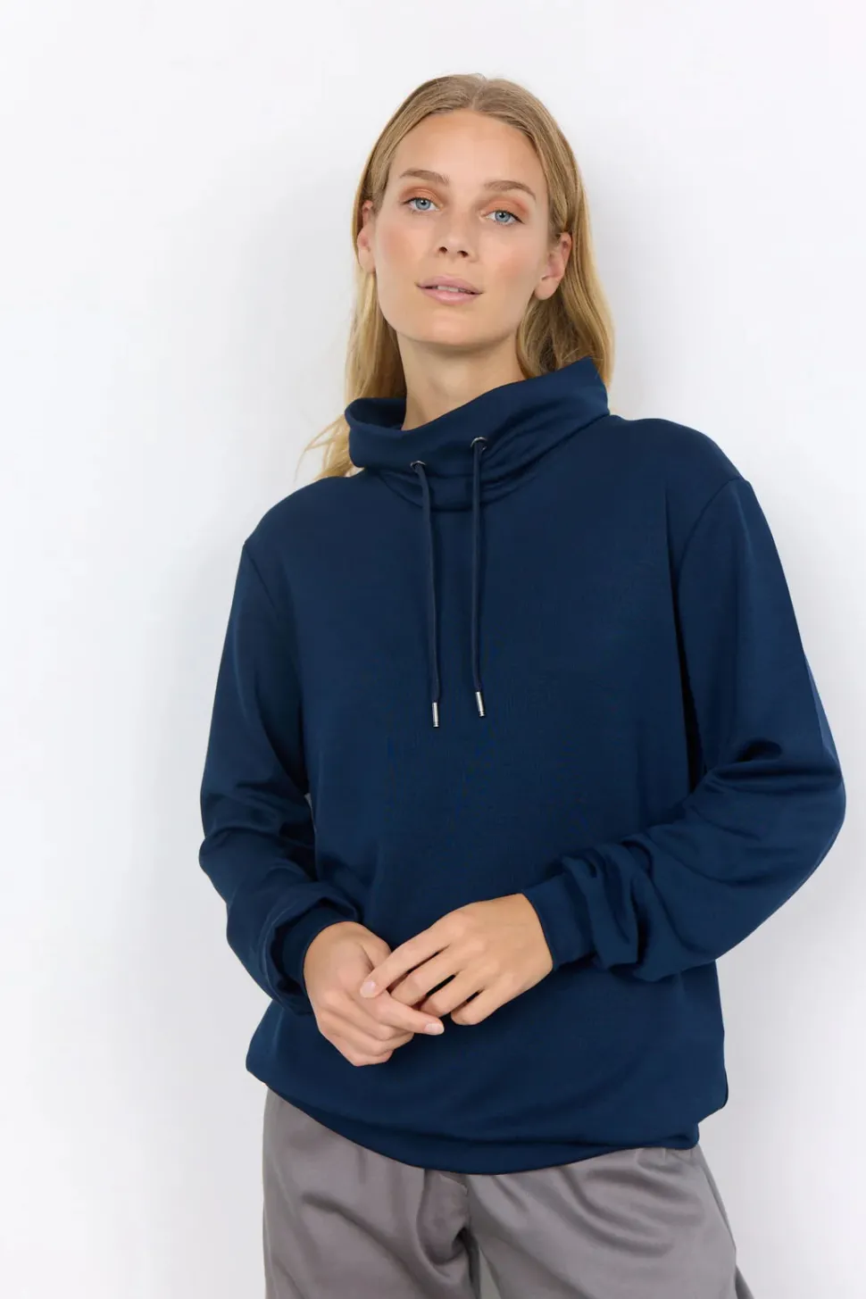 banu__sweatshirt_in_navy_0.webp Banu 125 Sweatshirt in Navy