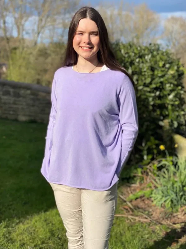Cashmere Mix Round Neck Knit in shades of Red, Pink & Berry