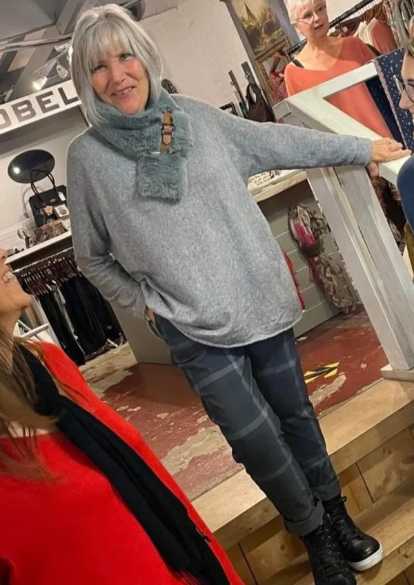 Cashmere Mix Round Neck Knit in Black & Grey