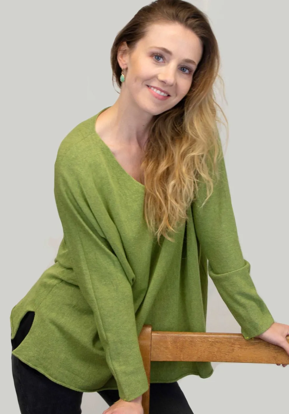 cashmere_mix_v_neck_knit__0-3.webp Cashmere Mix V Neck Knit in Shades of Green