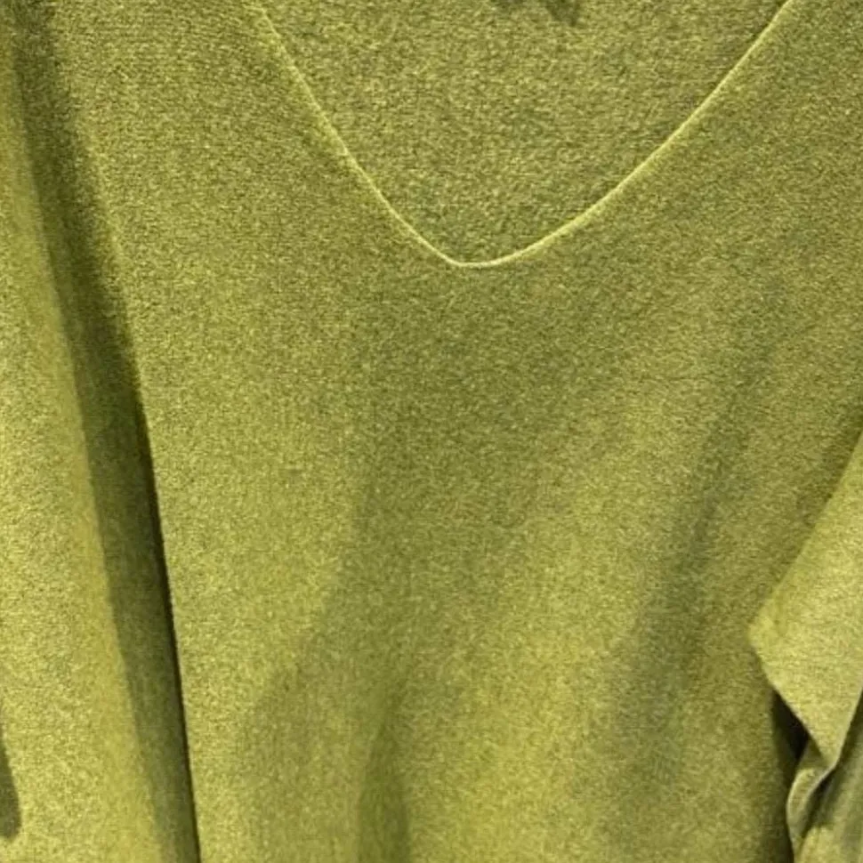cashmere_mix_v_neck_knit__6-3.webp Cashmere Mix V Neck Knit in Shades of Green