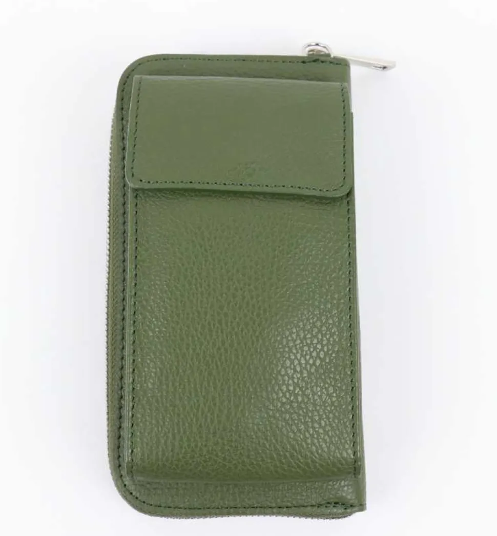 classic_leather_phone_bag_1.webp Classic Leather Phone Bag