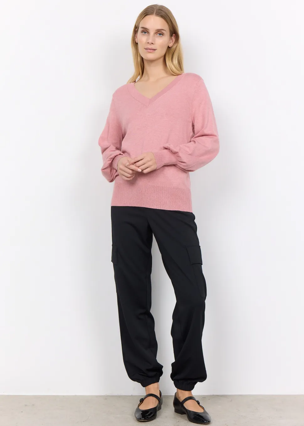dollie__pullover_in_rose_1.webp Dollie 738 Pullover in Rose