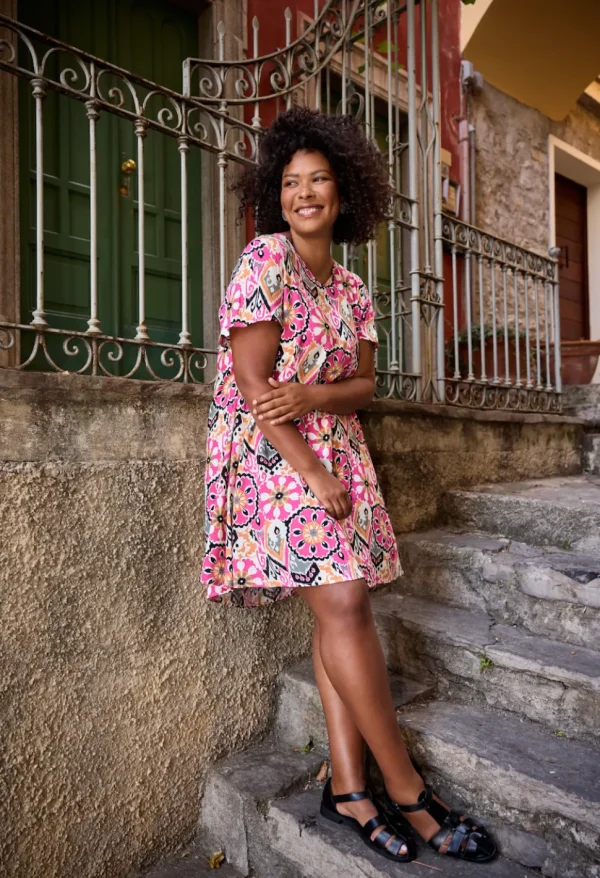 Freja 4 Dress in Fuchsia