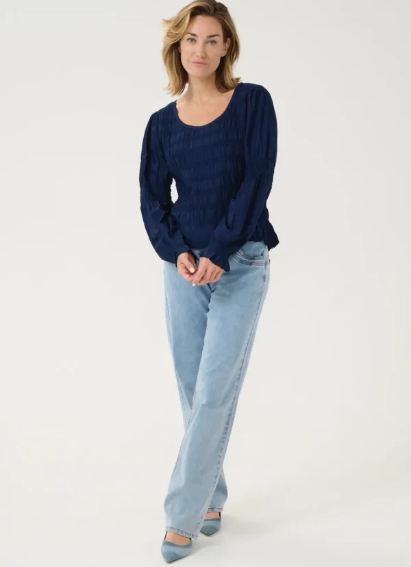 Henva Long Sleeve Blouse in Navy