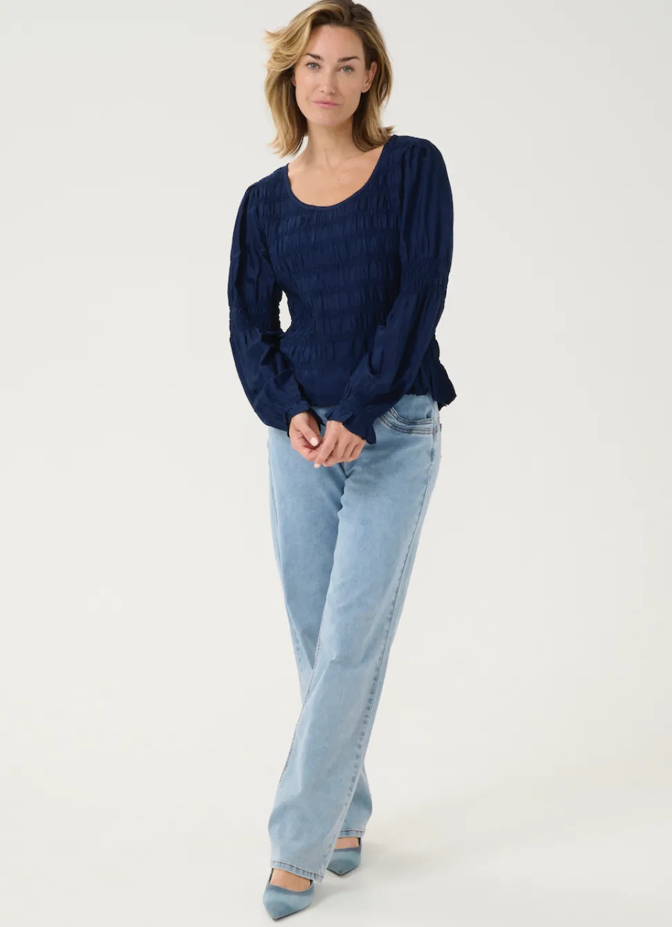 henva_long_sleeve_blouse__2.webp Henva Long Sleeve Blouse in Navy
