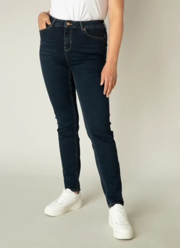 Joy Slim Fit Stretch Jeans in Blue
