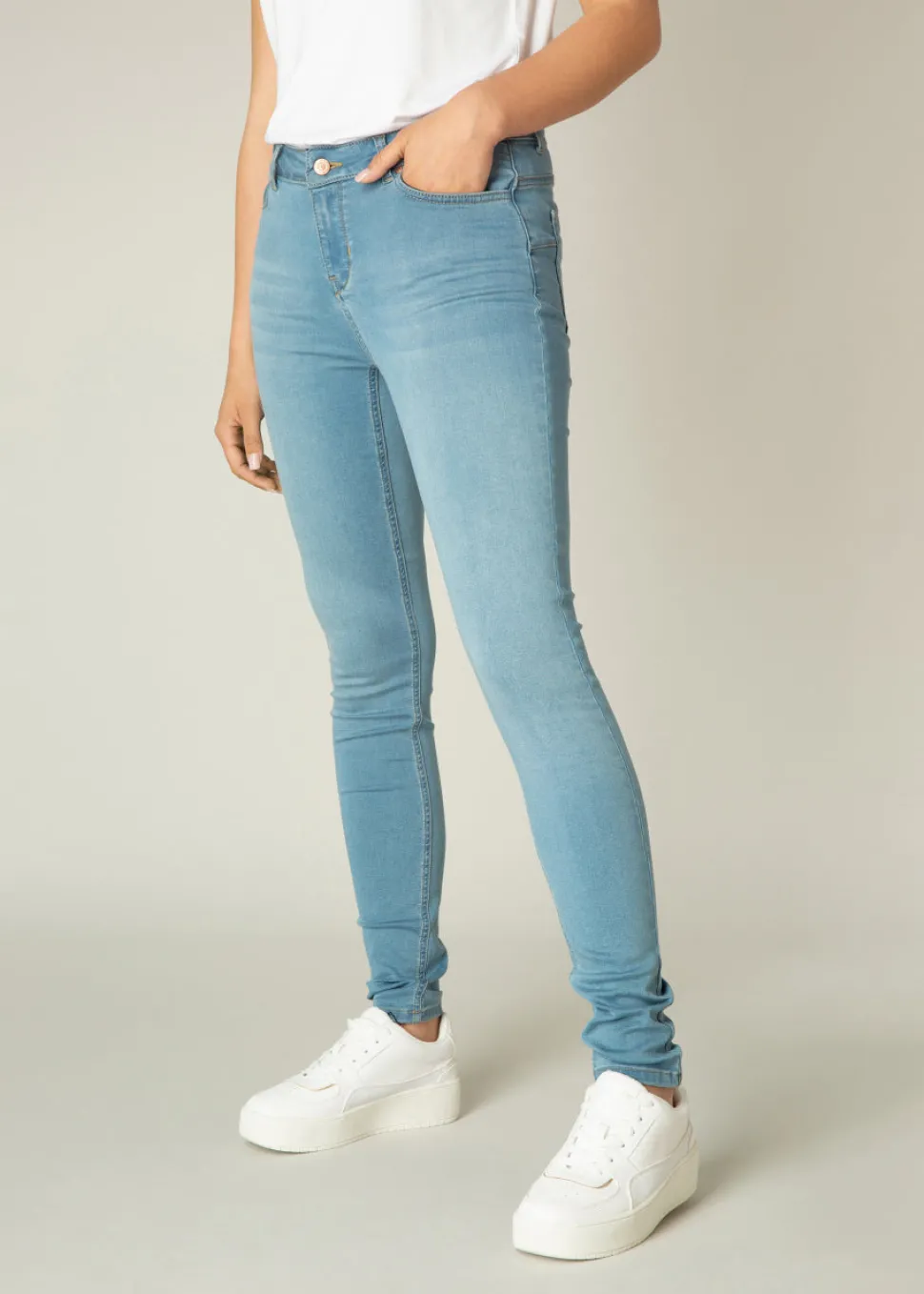 joy_slim_fit_stretch_jean_3-2.webp Joy Slim Fit Stretch Jeans in Light Blue