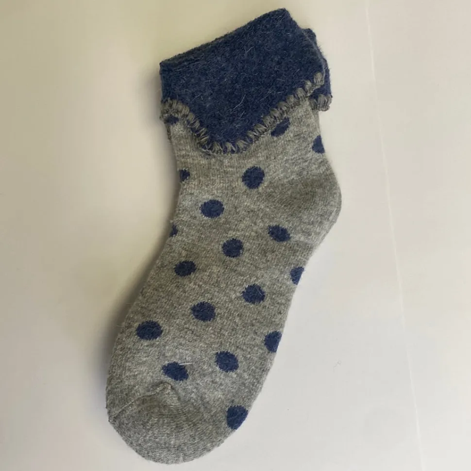 luxurious_cuff_big_dot_ho_4.webp Luxurious Cuff Big Dot House Socks