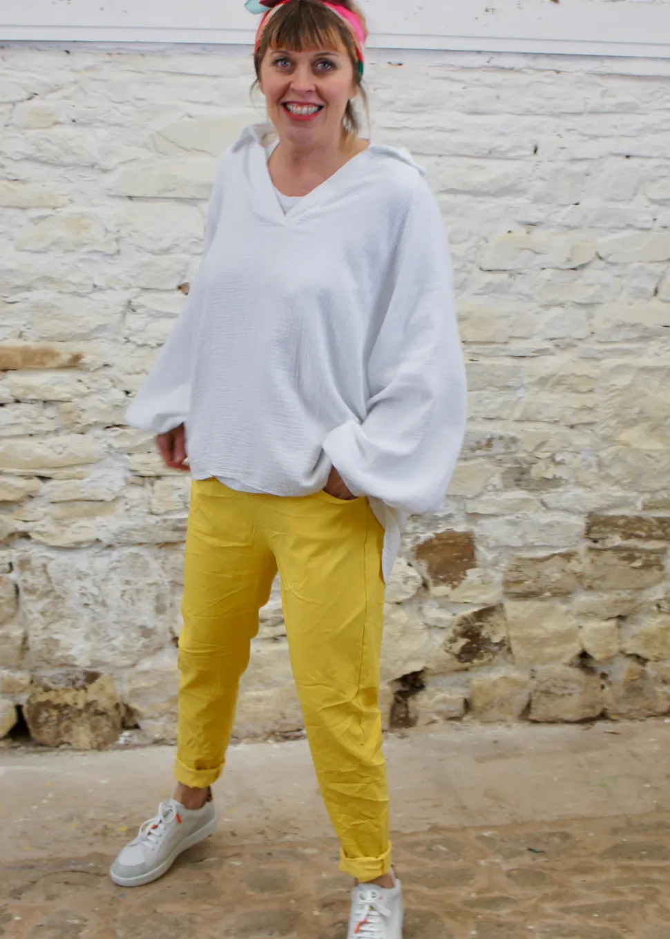 magic_plain_trousers_in_b_1.webp Magic Plain Trousers in Bright & Pink Shades