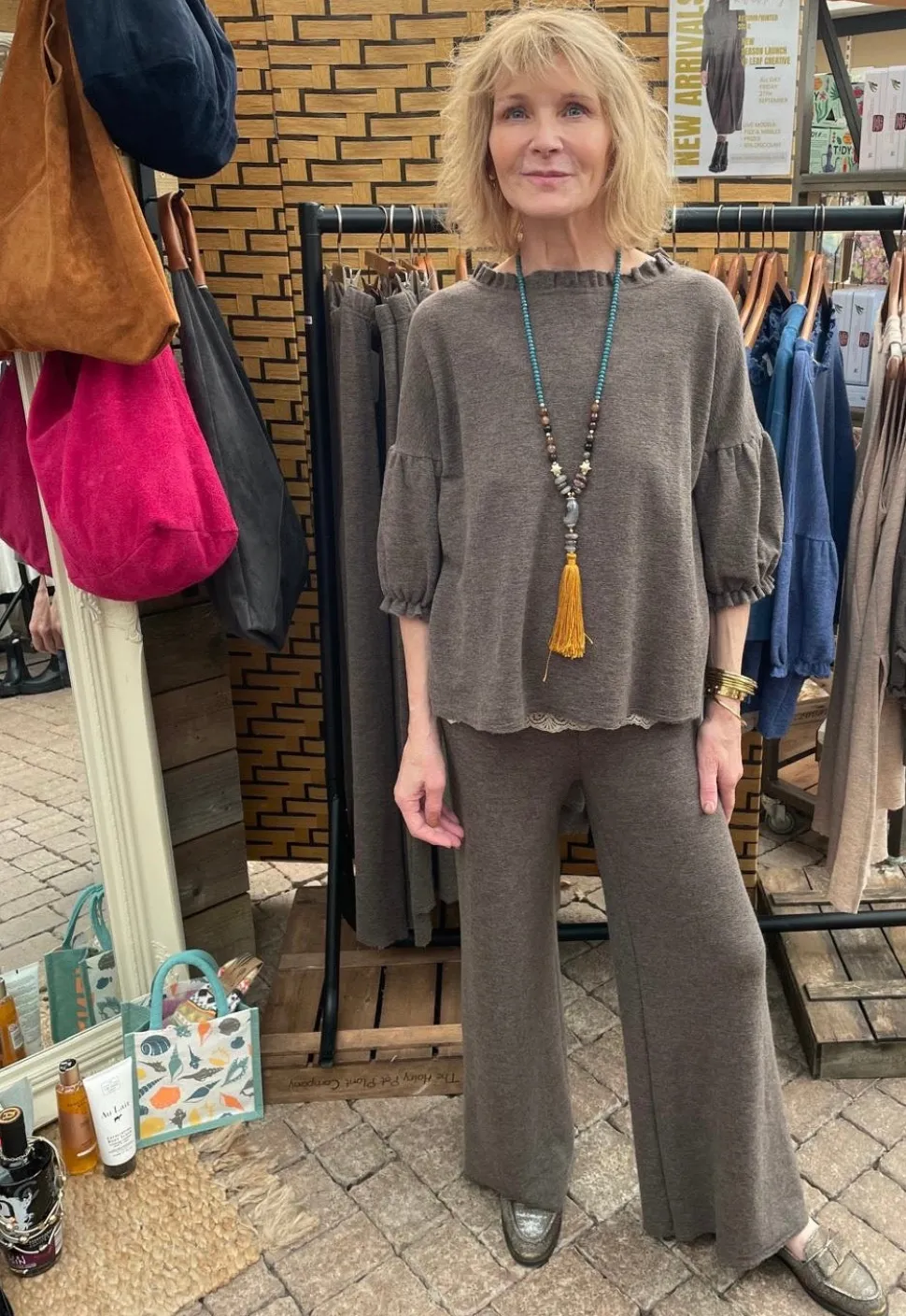 merino_wool_wide_leg_pant_10.webp Merino Wool Wide Leg Pants