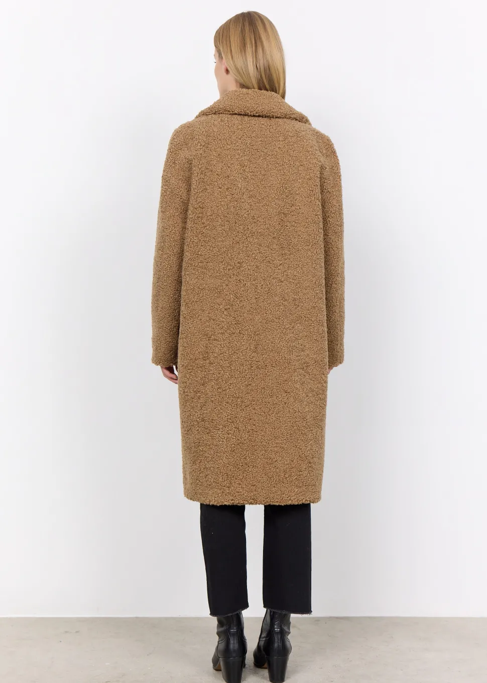 mukite__coat_in_camel_4.webp Mukite 2 Coat in Camel