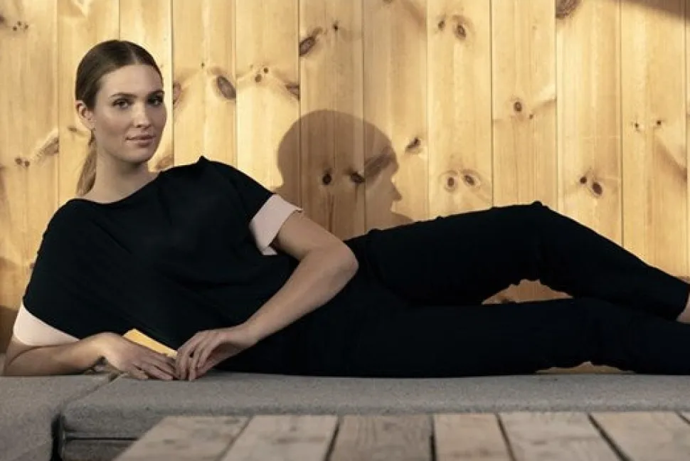 robell_denim_bella__lengt_3-1.webp Robell Denim Bella 3/4 Length Jeans in Black 90
