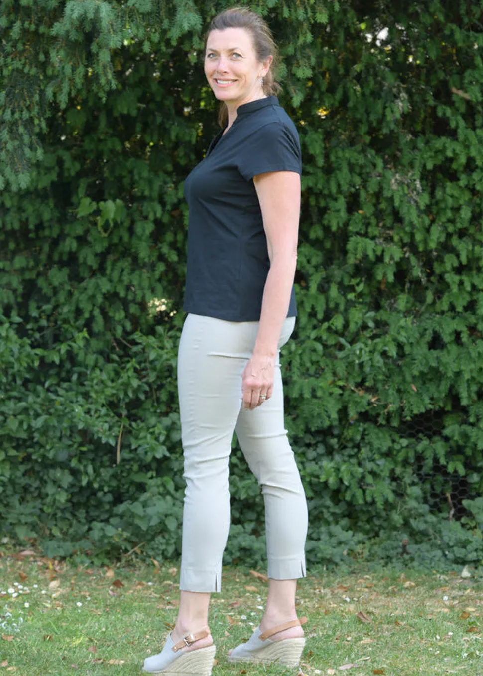 rose__slim_trousers_in_pu_1.webp Rose 09 Slim Trousers in Putty Grey 92/920