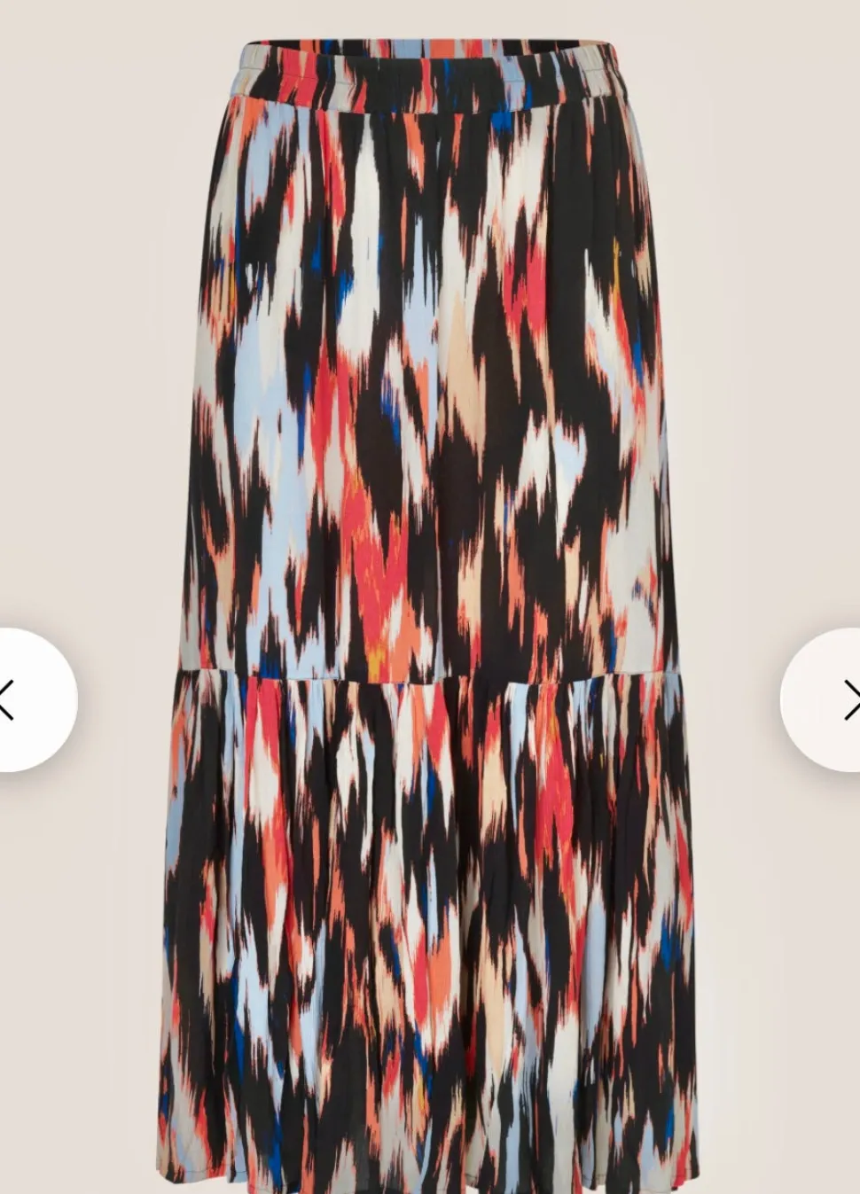 signe_skirt_in_hibiscus_3.webp Signe Skirt in Hibiscus