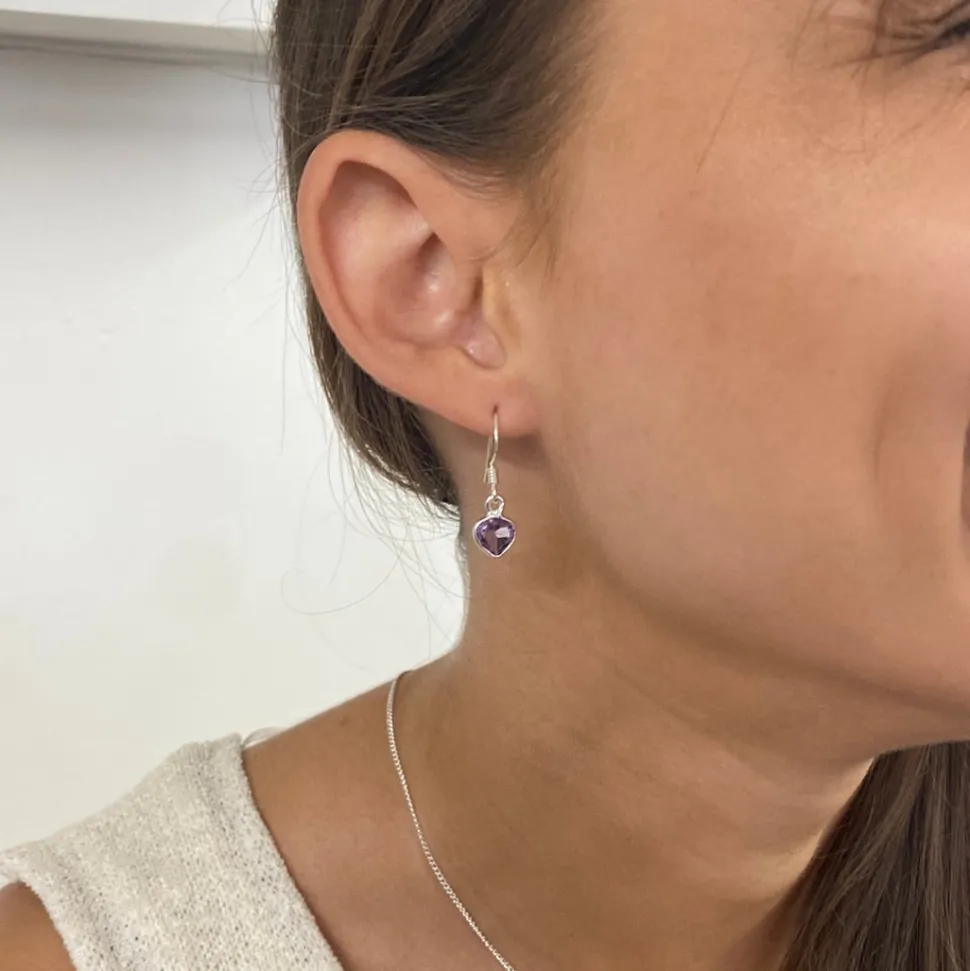 solid_silver_amethyst_min_5.webp Solid Silver Amethyst Mini Reverse Tear-Drop Drop Earrings