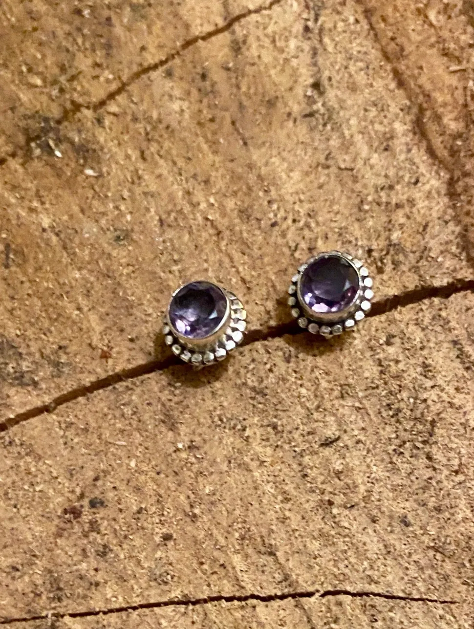 solid_silver_amethyst_rop_1.webp Solid Silver Amethyst Rope Stud Earrings