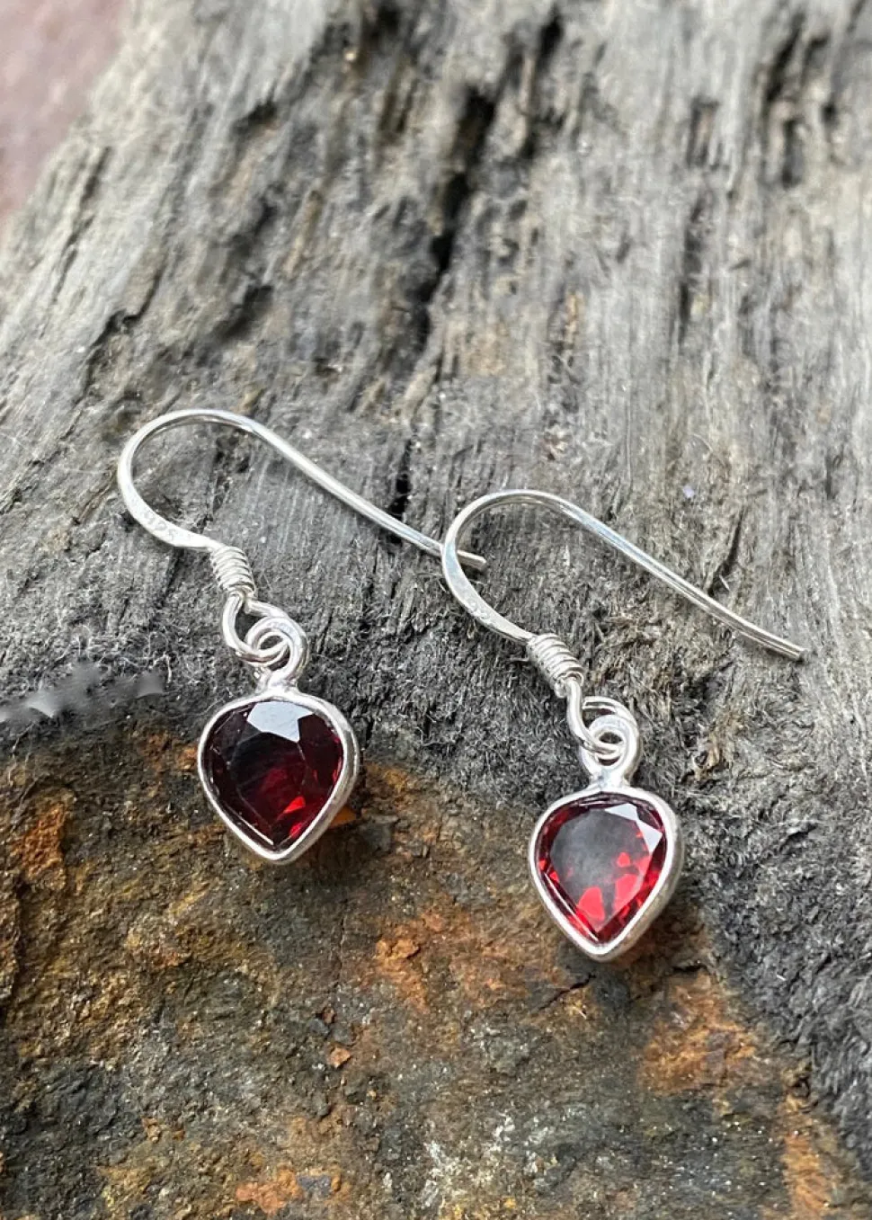 solid_silver_garnet_mini__0.webp Solid Silver Garnet Mini Tear Drop Earrings