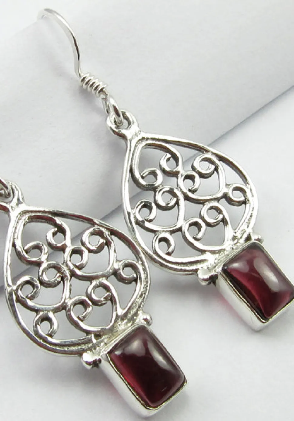 solid_silver_garnet_moroc_1.webp Solid Silver Garnet Moroccan Style Drop Earrings