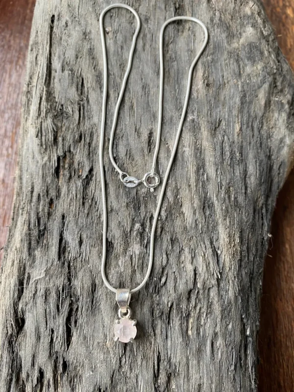 Solid Silver Rose Quartz Pendant & Chain
