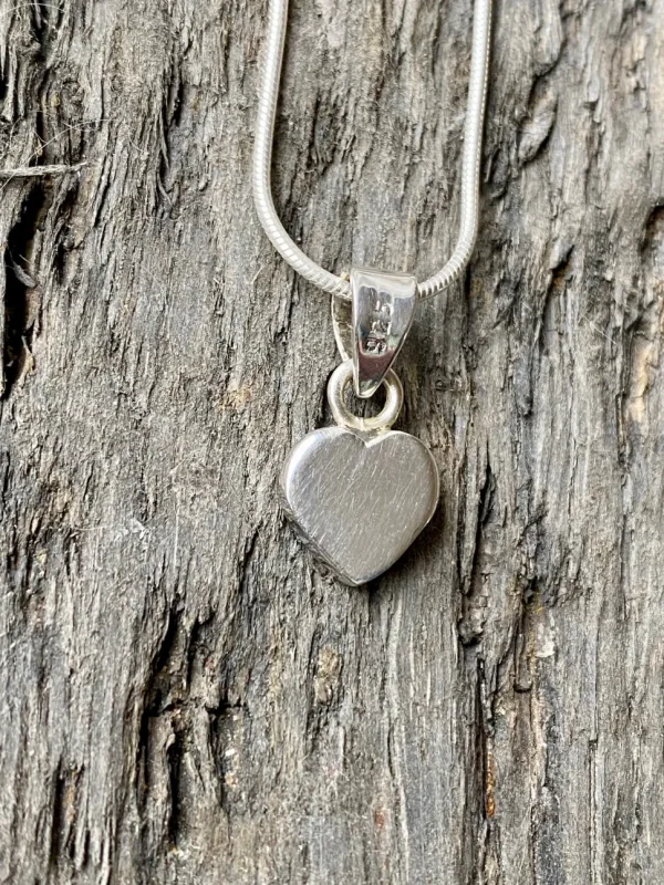 Solid Silver Simple Heart Pendant and Chain