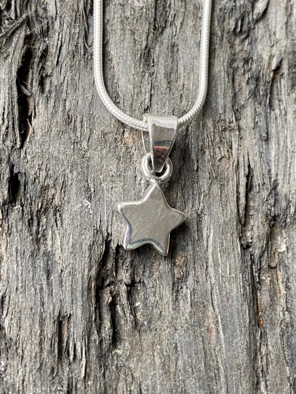 Solid Silver Simple Star Pendant and Chain