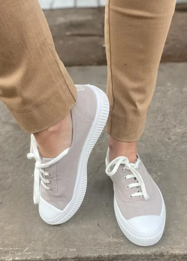 Victoria Canvas Plimsoll in Beige