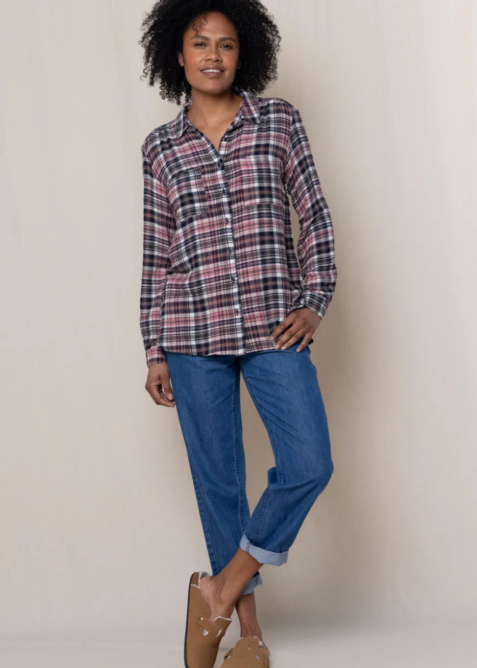 willow_check_shirt_in_mul_4.webp Willow Check Shirt in Mulberry