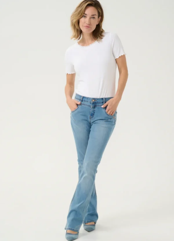 Amalie Bootcut Jeans in Austin Light Denim Blue