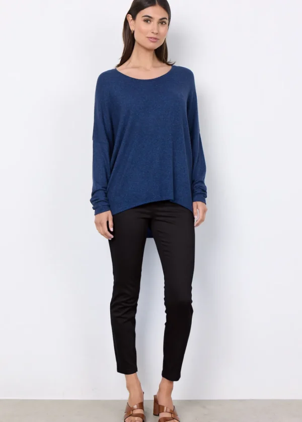 Biara 1 Top in Navy