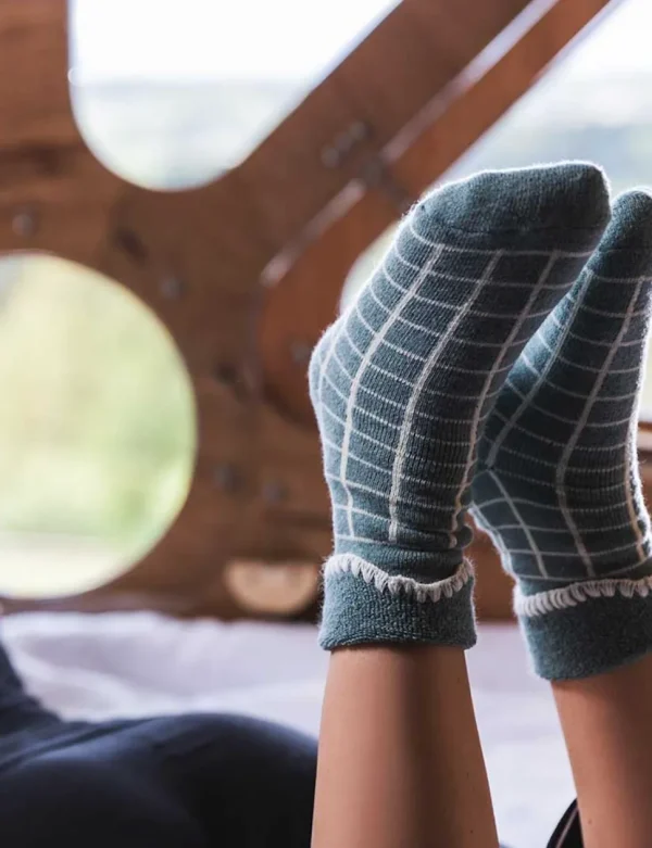 Luxurious Cuff Check House Socks