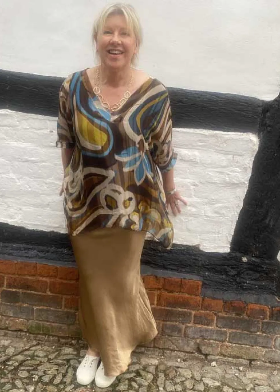 satin_bias_cut_midi_skirt_4.webp Satin Bias Cut Midi Skirt