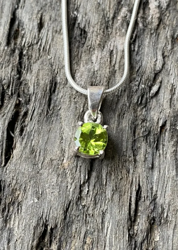 Solid Silver Peridot Pendant & Chain